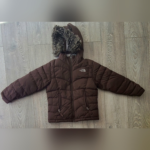 Kids Small North Face Jacket - Picture 1 of 3